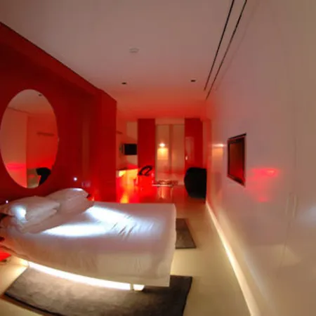 Ξενοδοχείο Duomo 4*